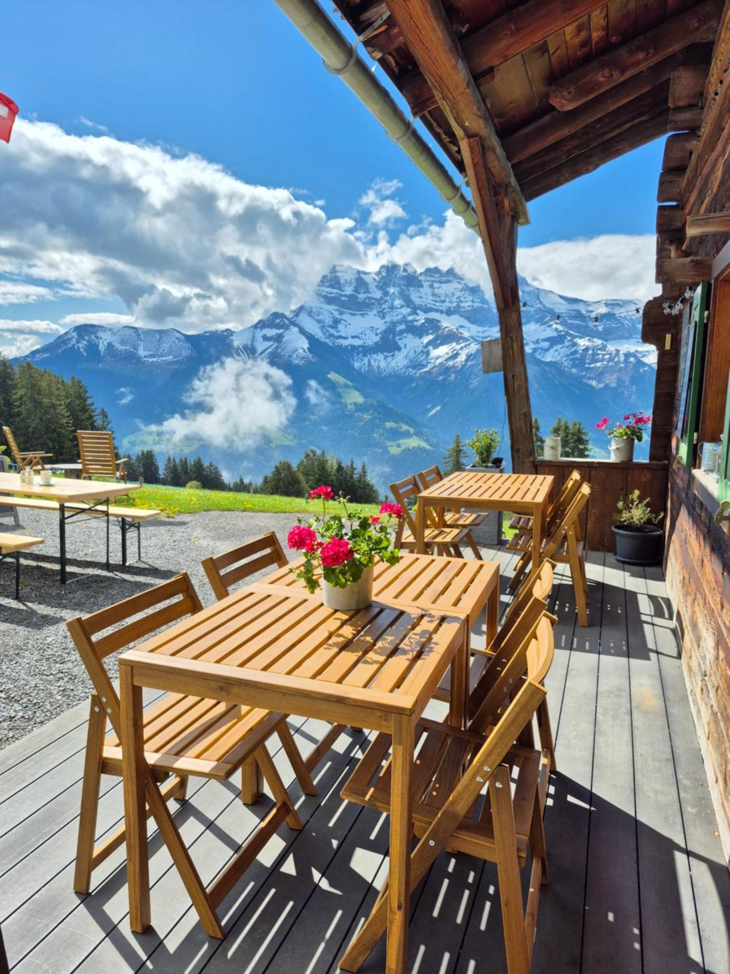 Chalet Chanso Morgins Exterior photo